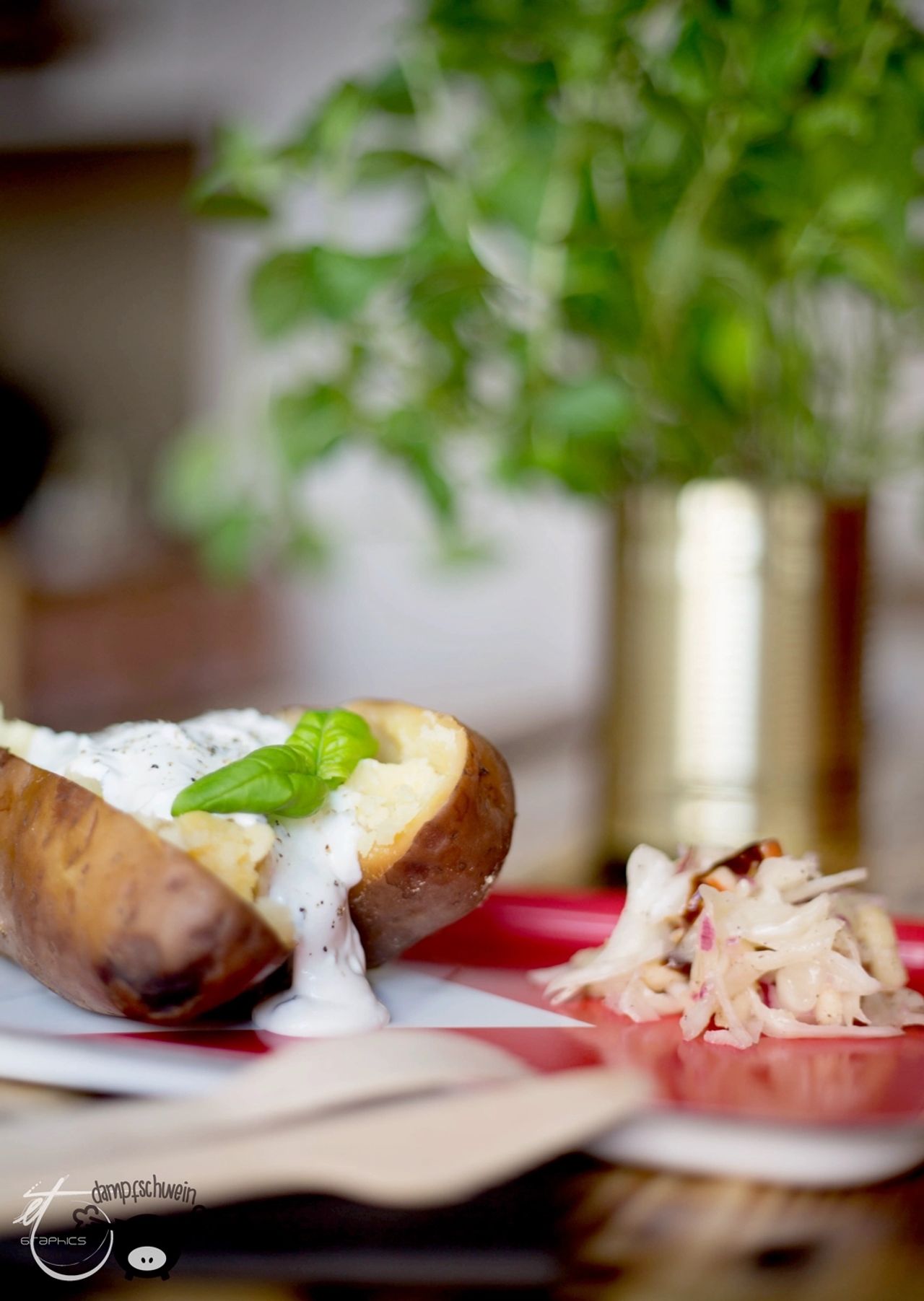Smoked Potato mit Salat